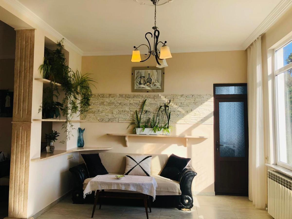 Bis-A Guesthouse ماكينجاوري المظهر الخارجي الصورة