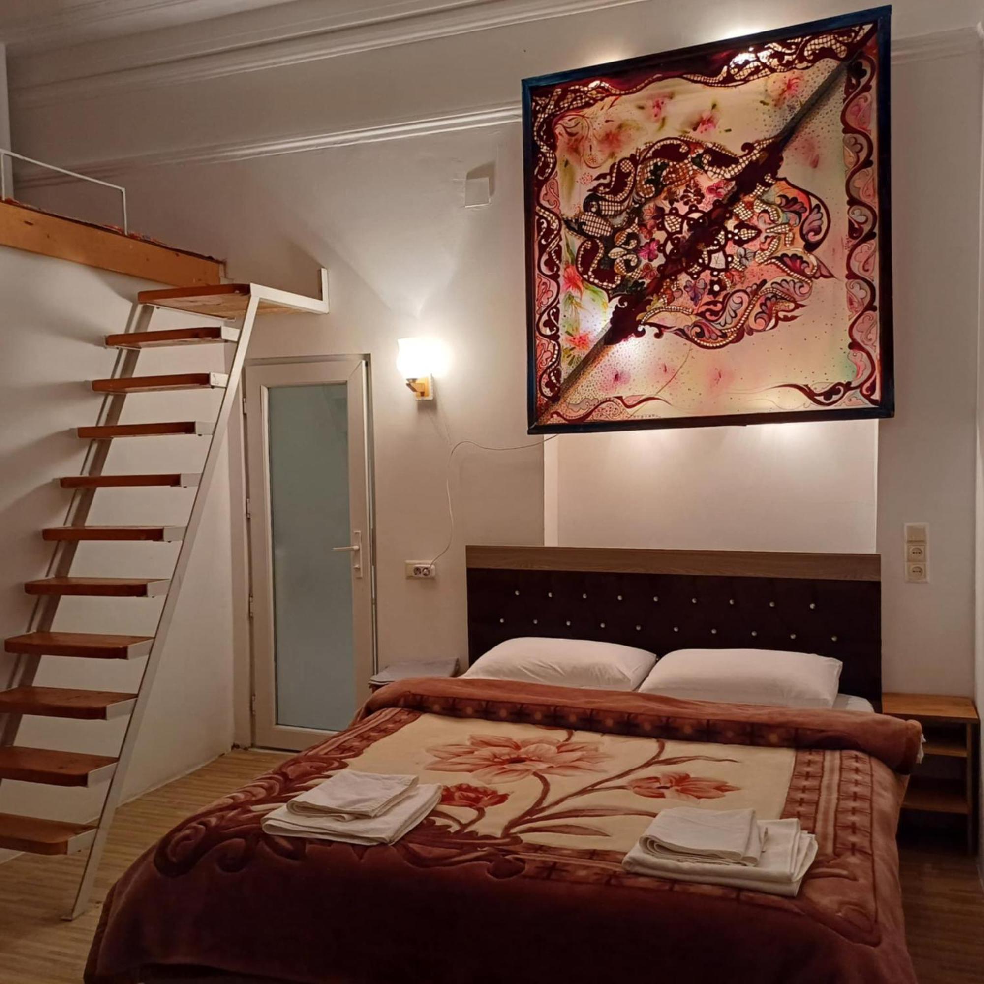 Bis-A Guesthouse ماكينجاوري المظهر الخارجي الصورة