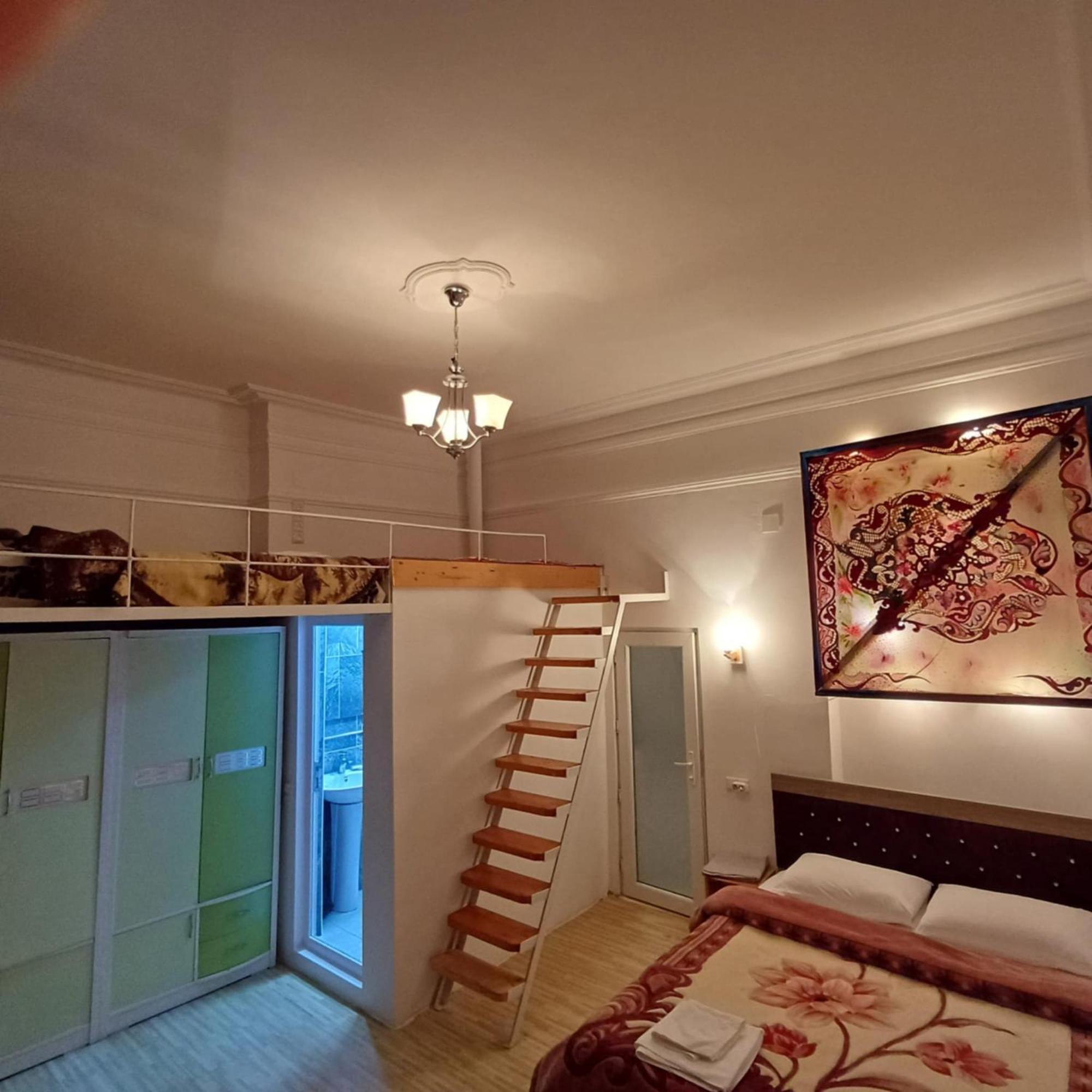 Bis-A Guesthouse ماكينجاوري المظهر الخارجي الصورة