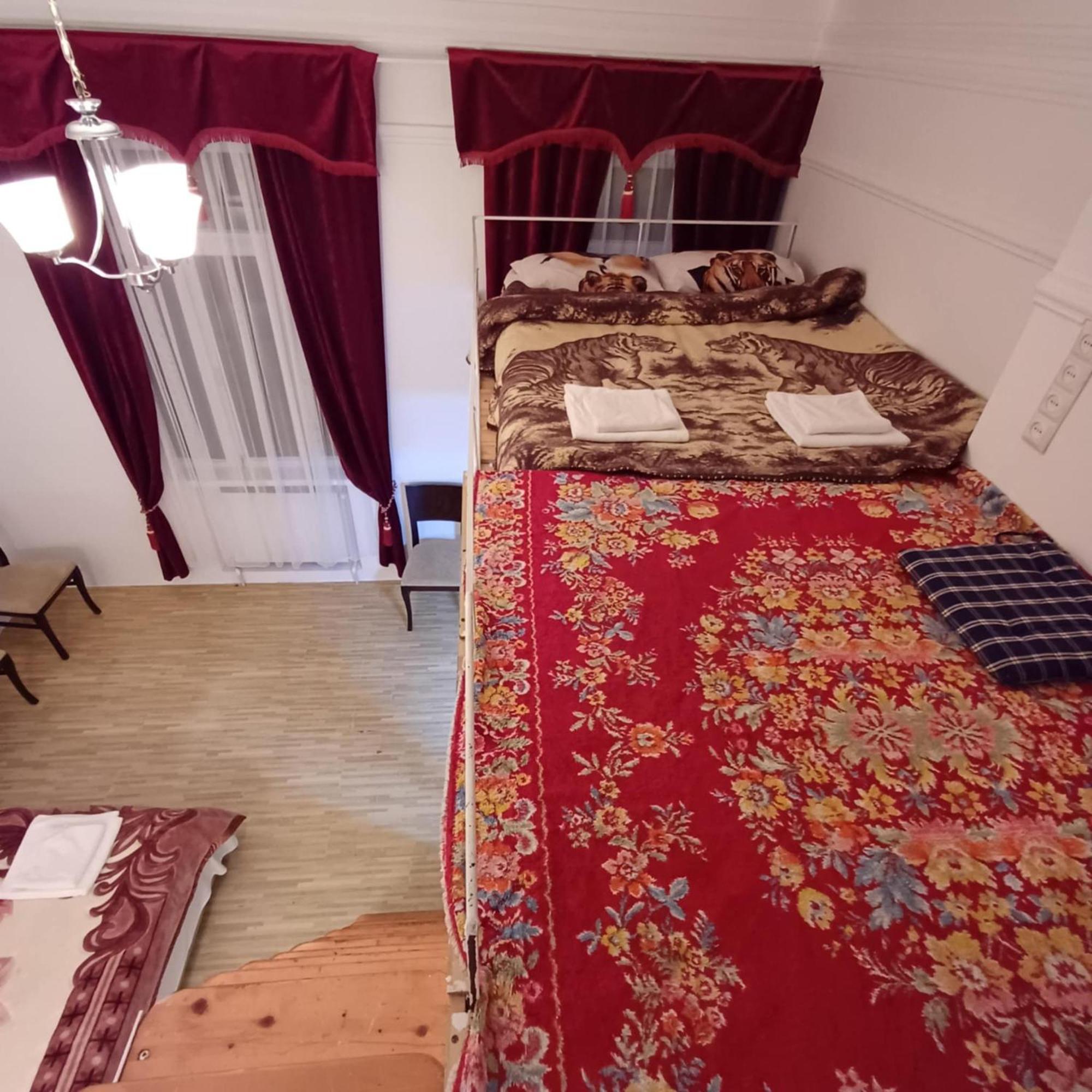 Bis-A Guesthouse ماكينجاوري المظهر الخارجي الصورة